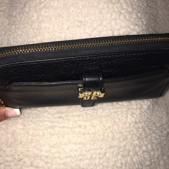 Tory Burch wallet - Picture 4 of 4